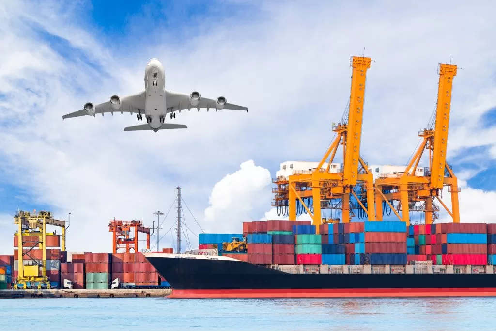 What international logistics services can large enterprises choose?
