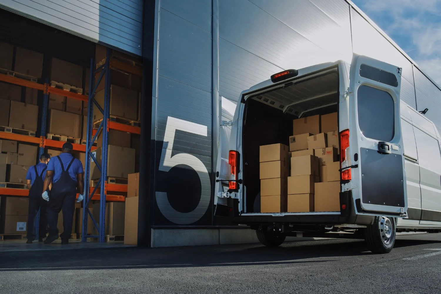 Door to Door Service vs. Port-to-Port Shipping: What’s the Difference?