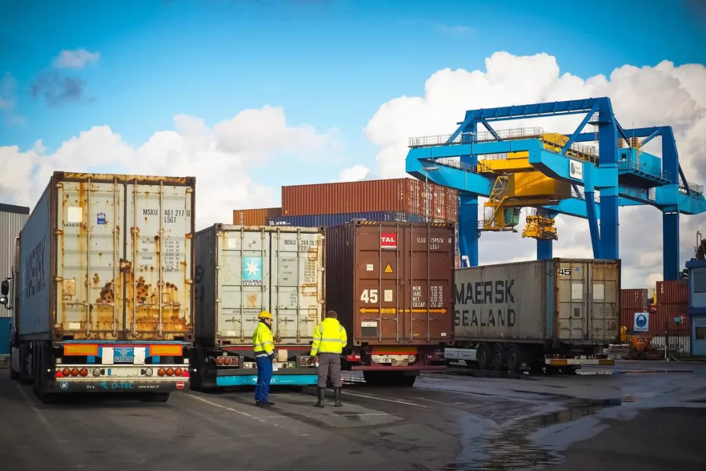 International Full Container Transportation Technology and Innovation